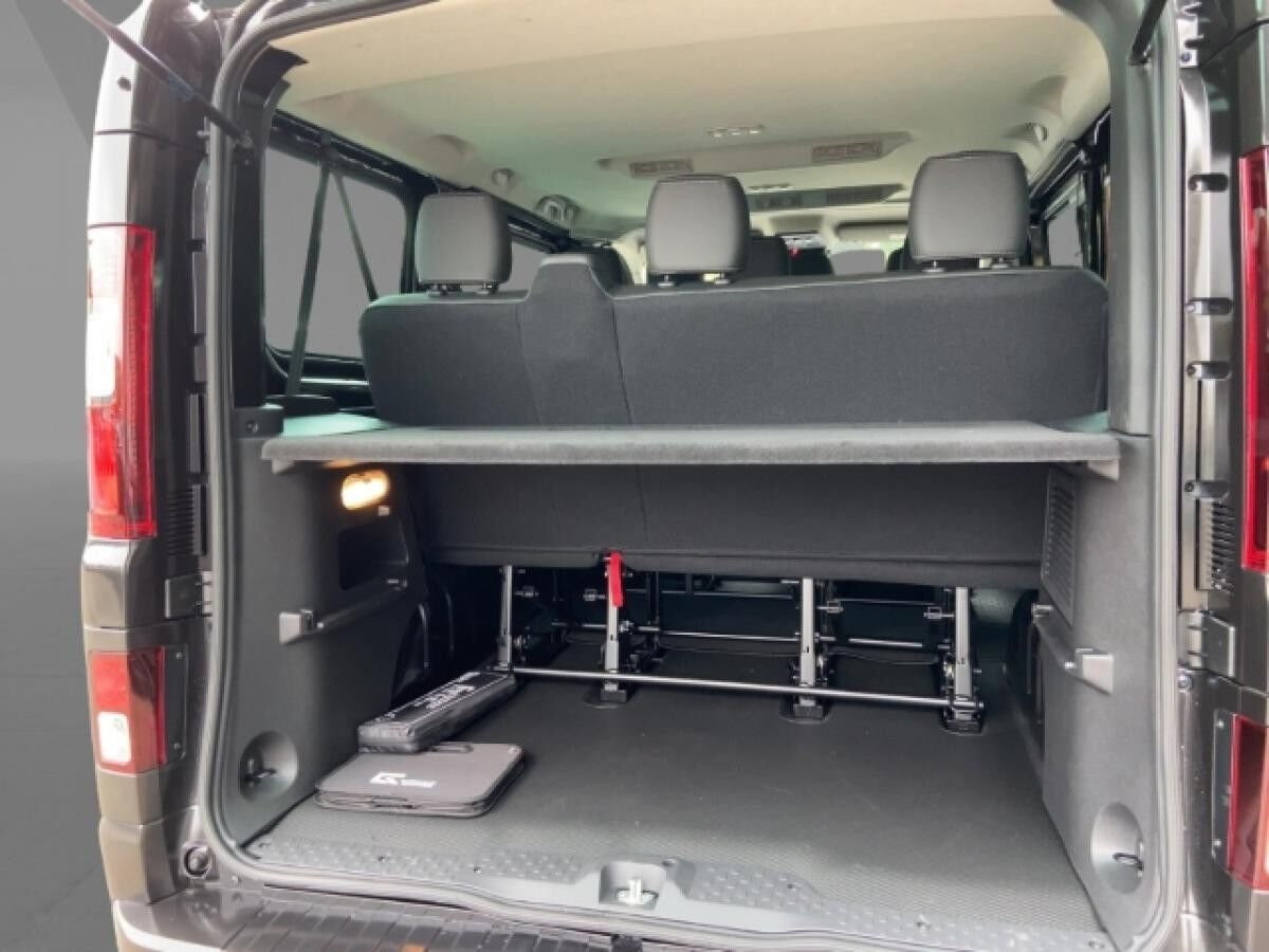 Nissan Primastar TEKNA Kombi9 dCi170 Automatik/Winter/Navi/Design