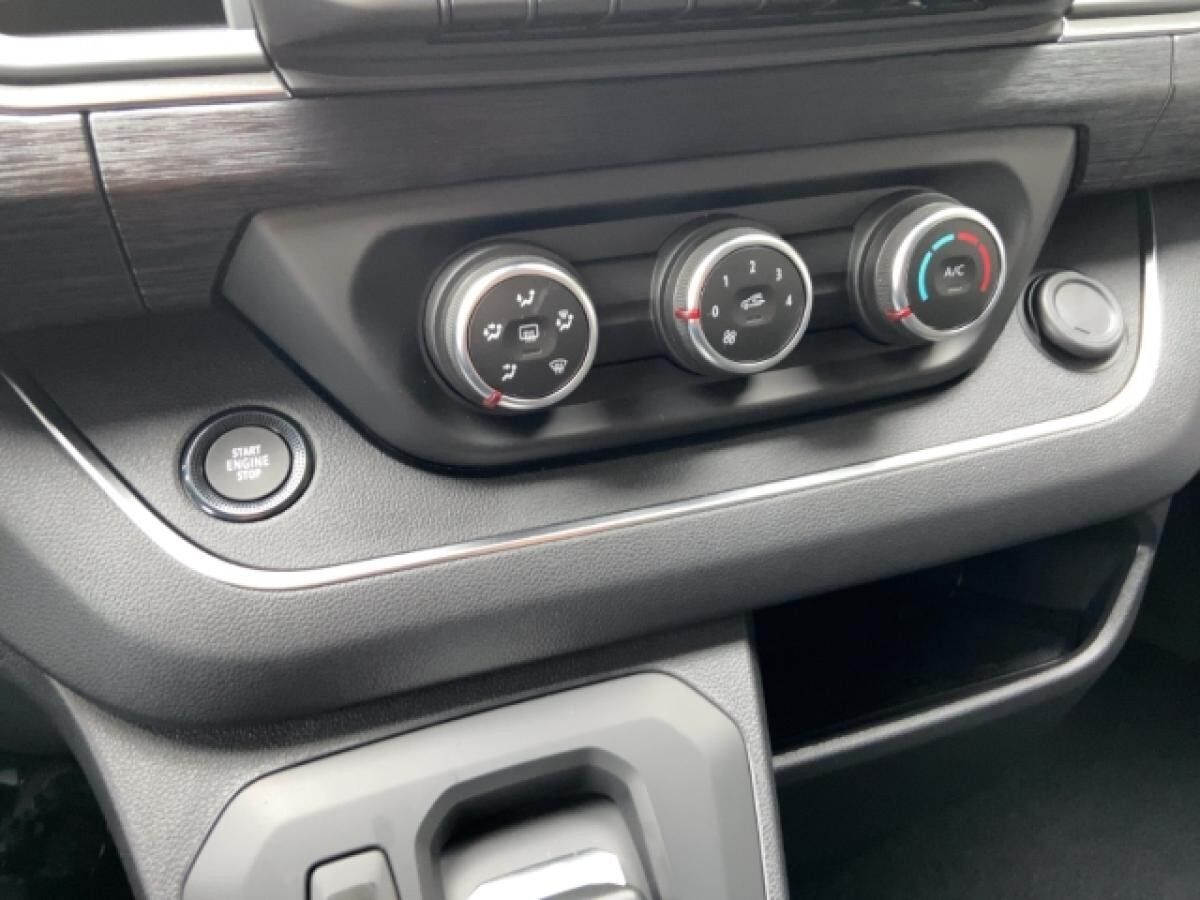 Nissan Primastar TEKNA Kombi9 dCi170 Automatik/Winter/Navi/Design