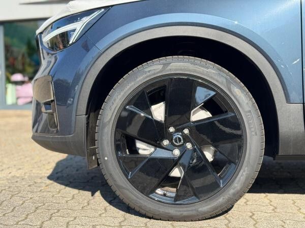 Volvo XC40 B3 DKG PLUS - BLACK EDITION - MJ26 - Sofort lieferbar