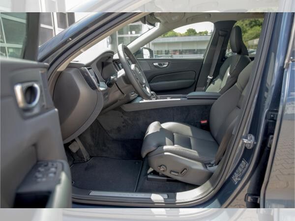 Volvo XC60 T6 Plus Dark Recharge AWD*SHD*StHz.*ACC*360°