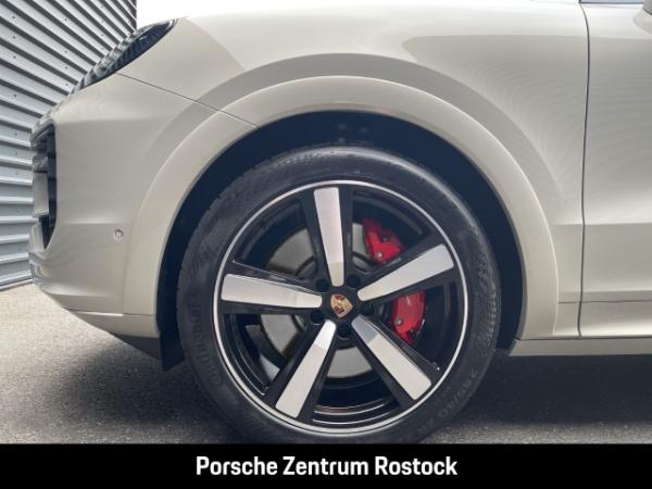 Porsche Cayenne S · 474 PS · cashmerebeigemetallic