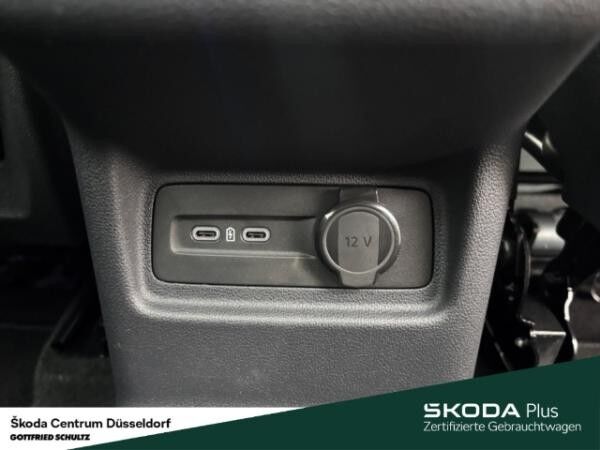 Skoda Kodiaq Selection 2.0 TDI DSG Fahrassistenz-Paket: Plus Komfort-Paket PlusInterieur-Design-Paket Suite Black