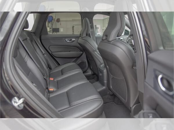 Volvo XC60 T8 AWD Plus Black Edition Head-up*Standheiz*SHD*ACC