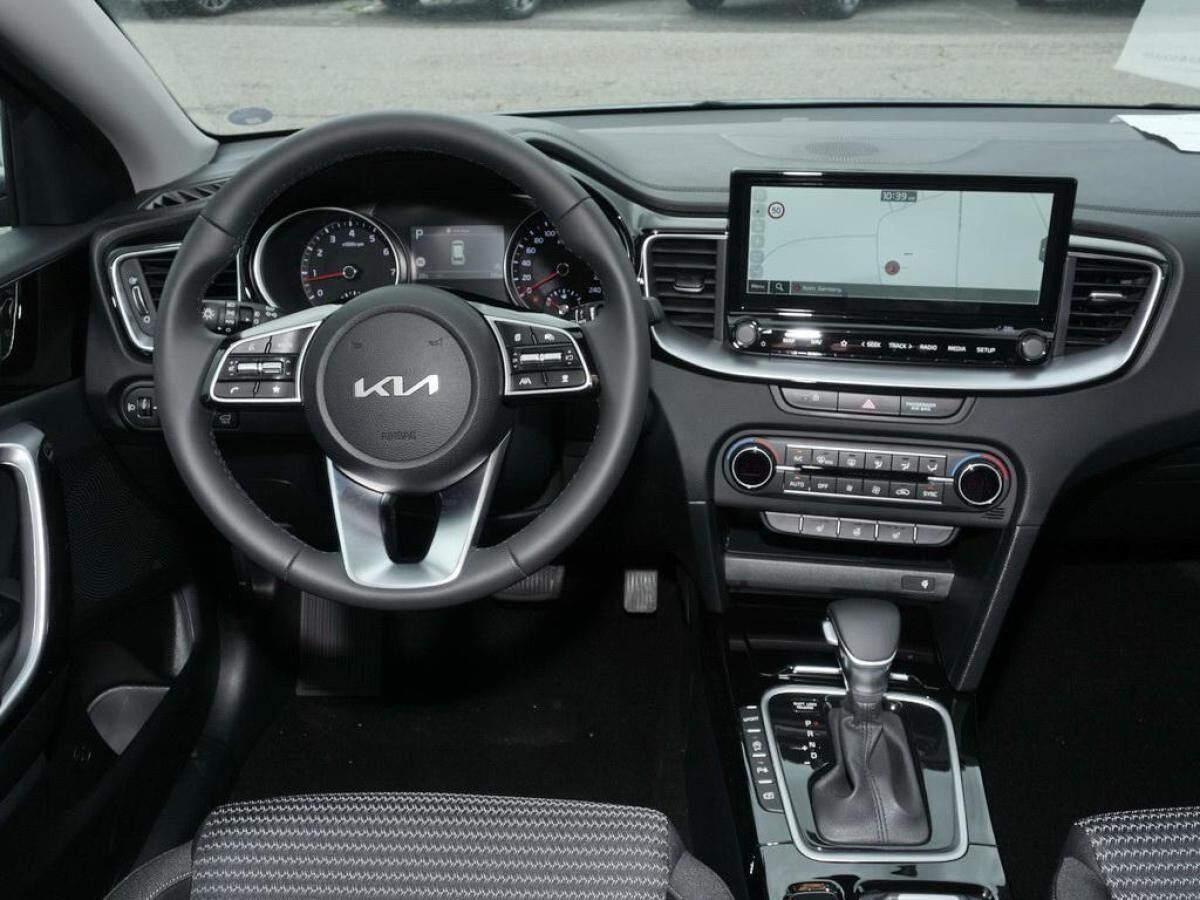 Kia Ceed SW Ceed Sportswagon 1.5T 48V DCT ULTIMATE STYLE JBL