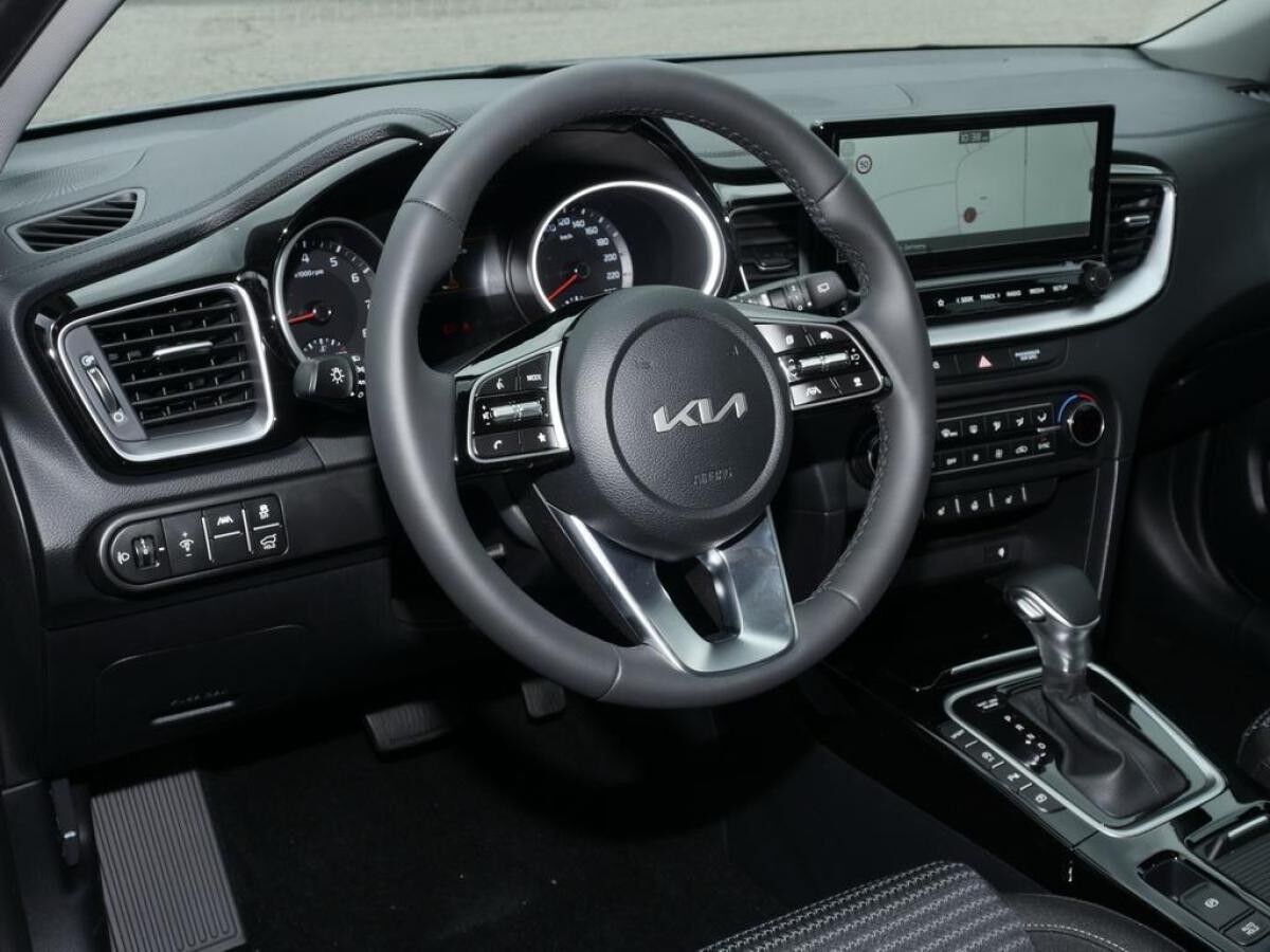 Kia Ceed SW Ceed Sportswagon 1.5T 48V DCT ULTIMATE STYLE JBL