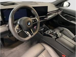 BMW 520 i Touring M Sport Standheizung AHK Harman/K