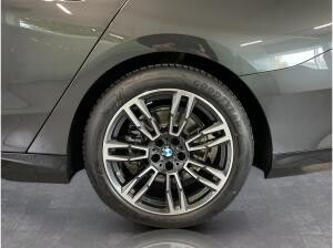 BMW 520 i Touring M Sport Standheizung AHK Harman/K