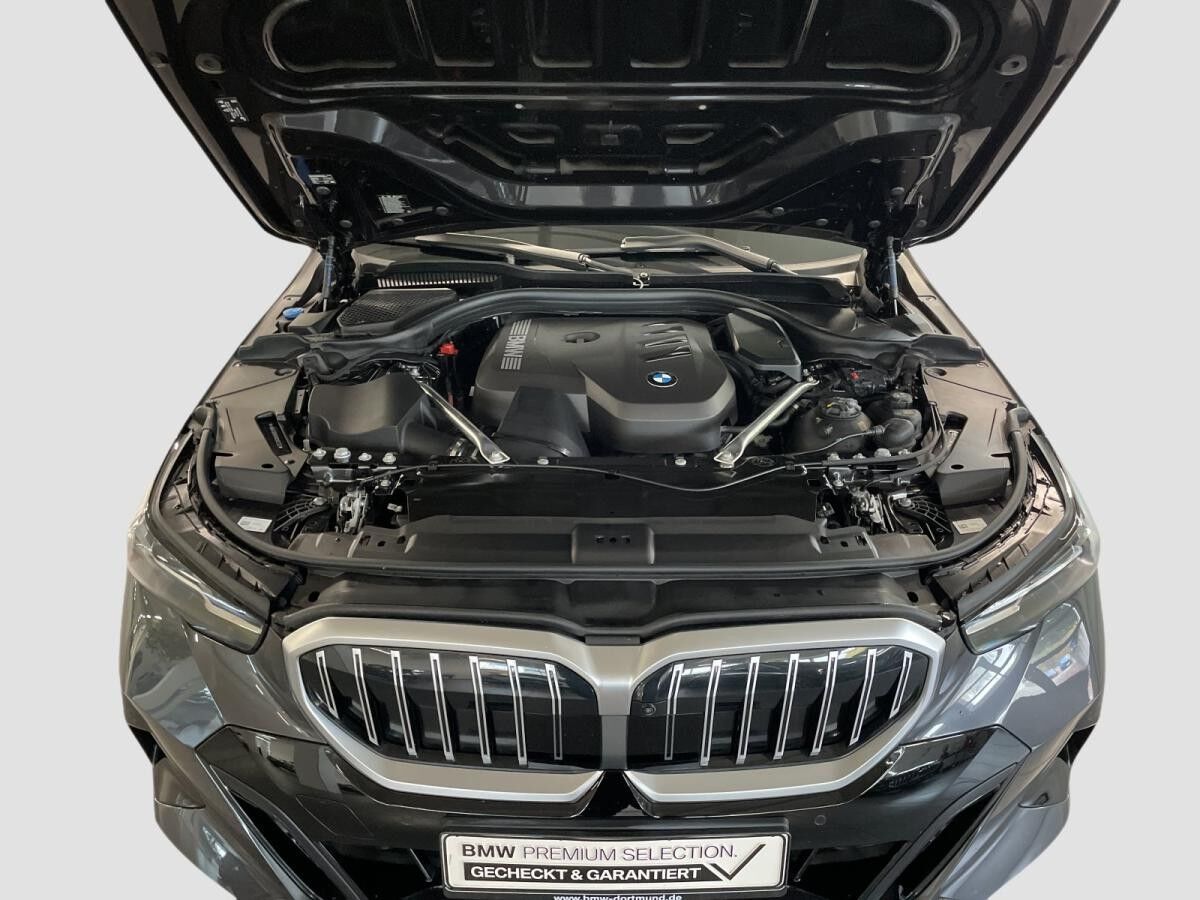 BMW 520 i Touring M Sport Standheizung AHK Harman/K