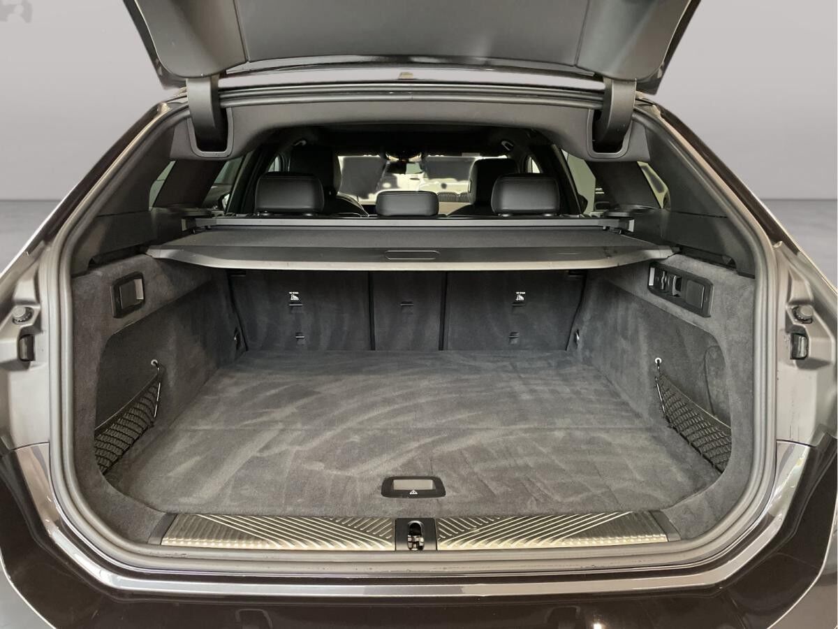 BMW 520 i Touring M Sport Standheizung AHK Harman/K