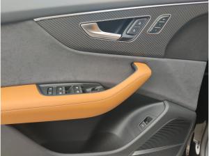 Audi RS Q8 Performance UPE: 191.935.- Keramik AHK 305 Pano