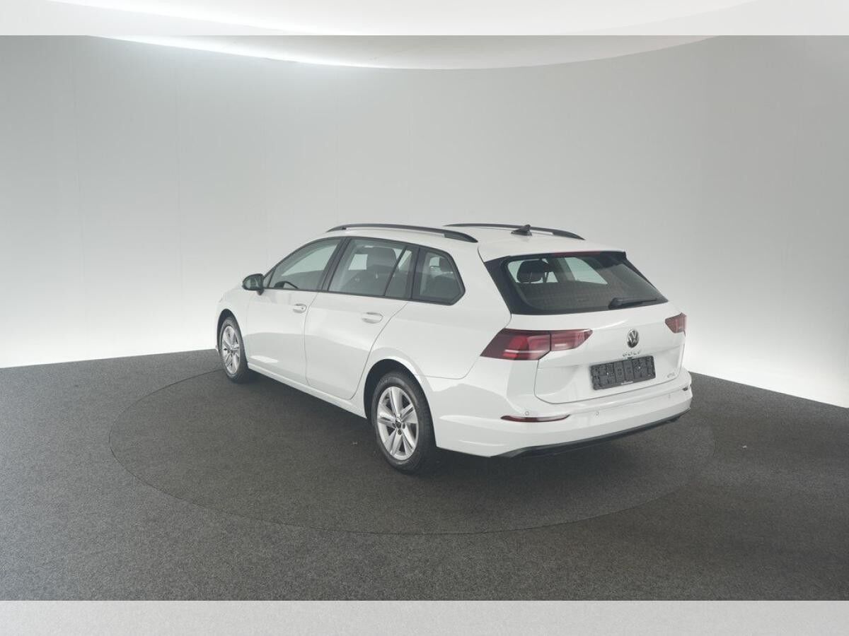 Volkswagen Golf VIII Variant 1.5 TSI DSG Life / SOFORT VERFÜGBAR !