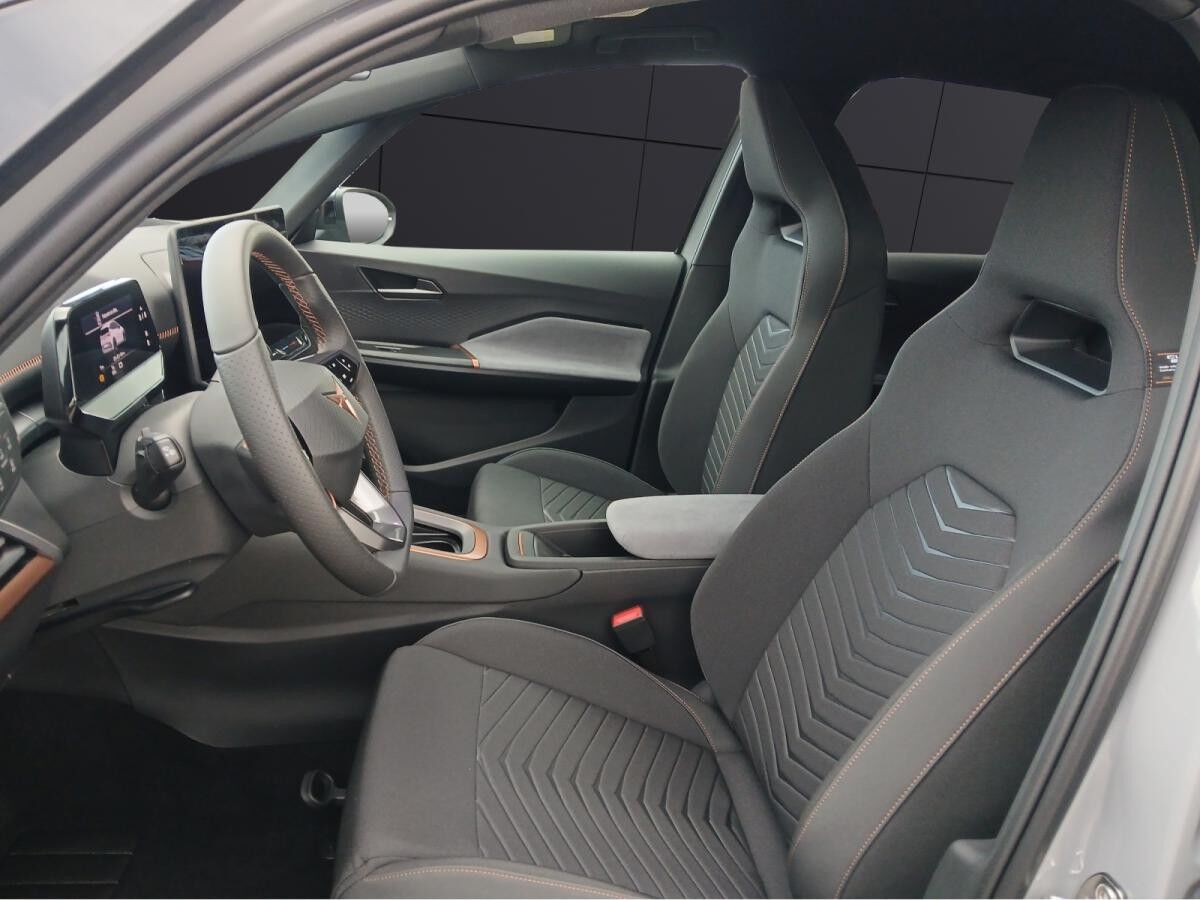 Cupra Born +++sofort verfügbar+++  79kWh BelowZero