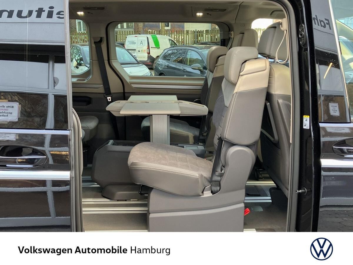 Volkswagen Multivan Style 2.0 TDI DSG Sitzheizung Navi 7S