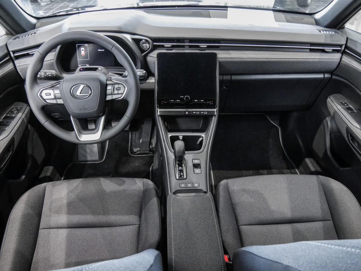 Lexus LBX Basis Komfortpaket