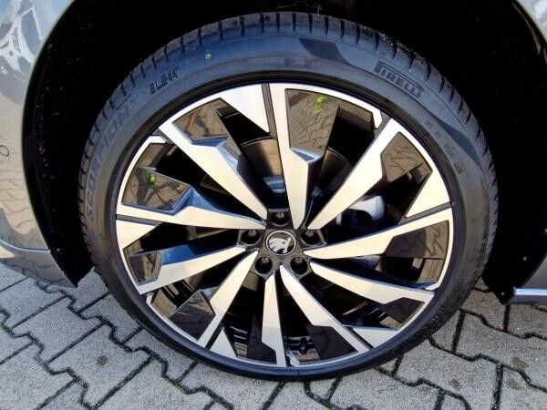 Skoda ENYAQ 85 x Sportline Matrix Navi AHK Klimaautoma