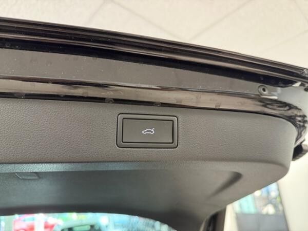 Skoda Kamiq 1.0 TSI Tour *18 ZOLL*
