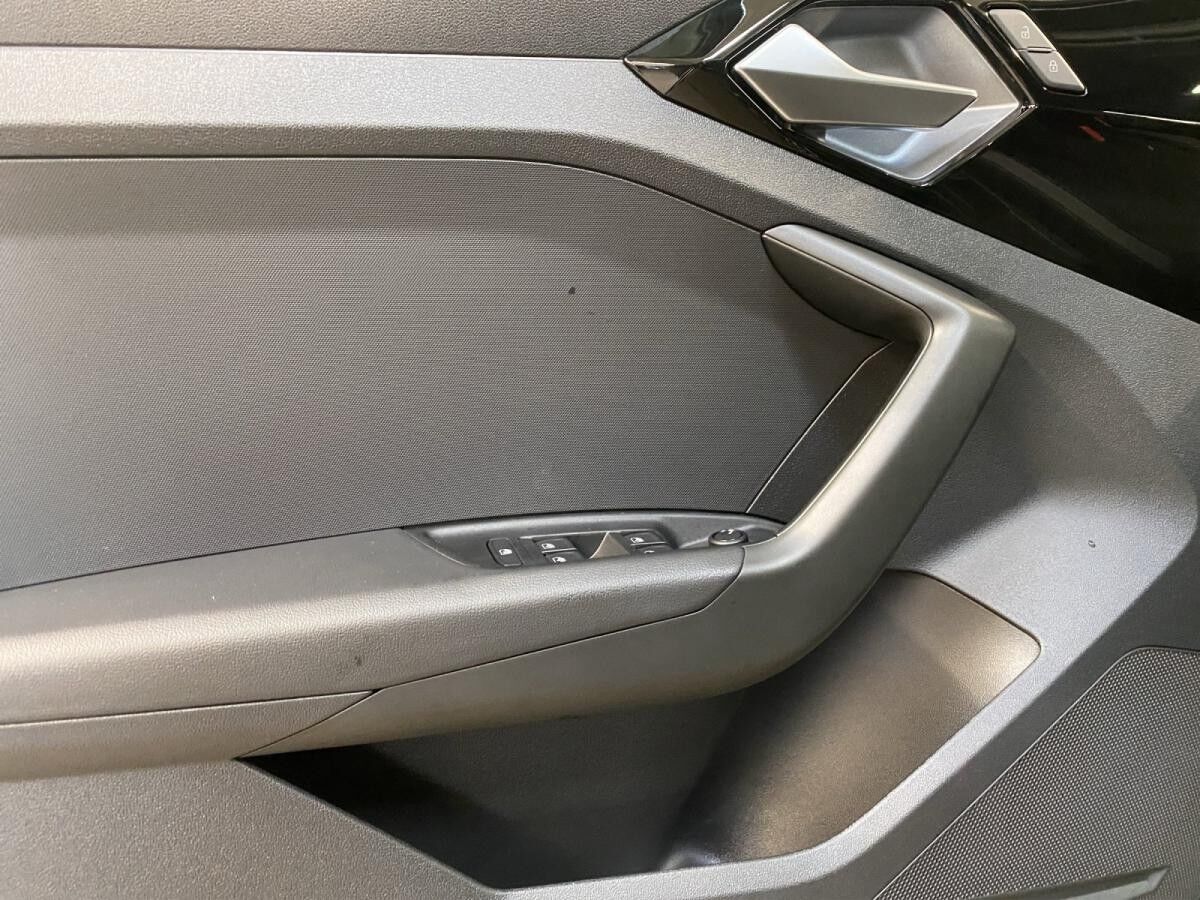 Audi A1 Sportback 30 1.0 TFSI advanced AUT Kam. Navi