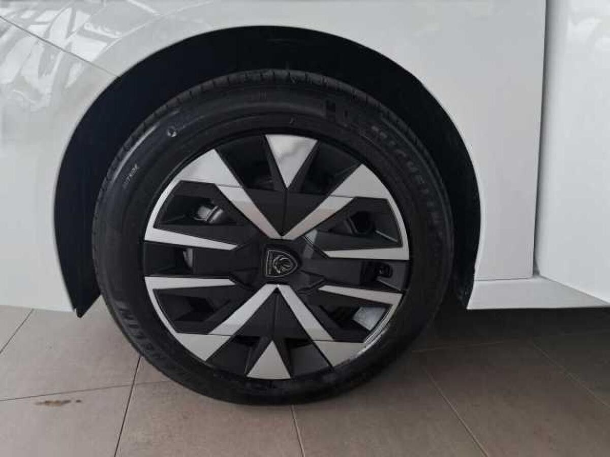 Peugeot 208 100 STYLE +Sitzheizung+Parksensoren hinten+