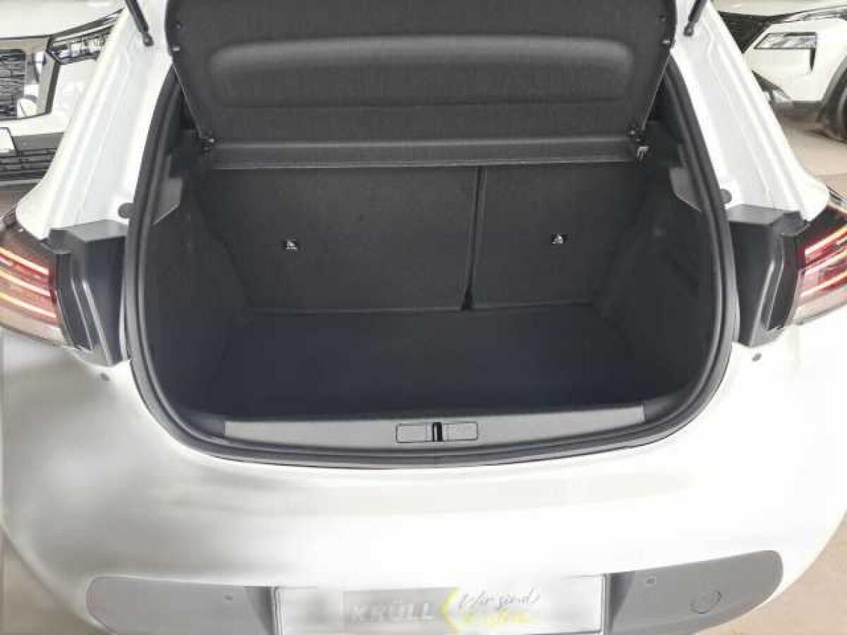 Peugeot 208 STYLE +Sitzheizung+Parksensoren hinten+