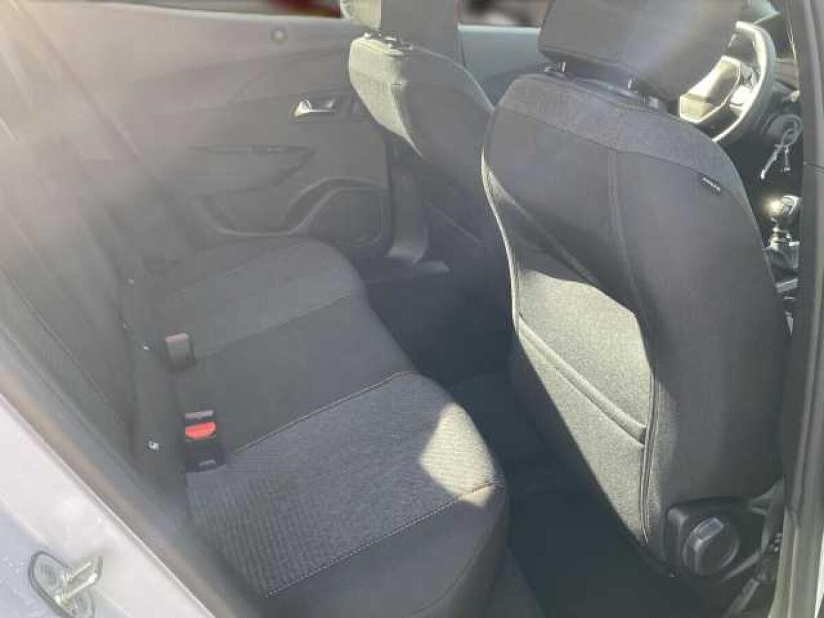 Peugeot 2008 Allure Business 6-Gang +Allwetterreifen+