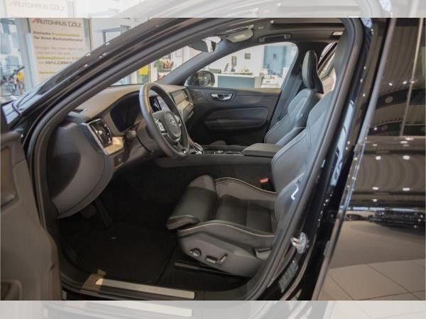Volvo XC60 B5 Plus Dark AWD Schiebedach*AHK*ACC*360°*SHZ