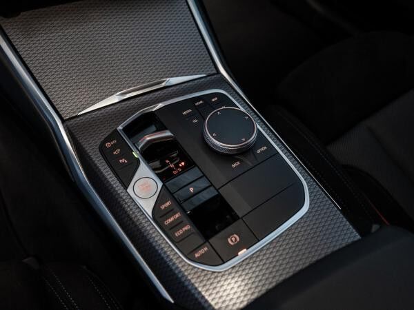 BMW 320 Touring M-Sport Pro FACEL. 360° LED HUD ACC
