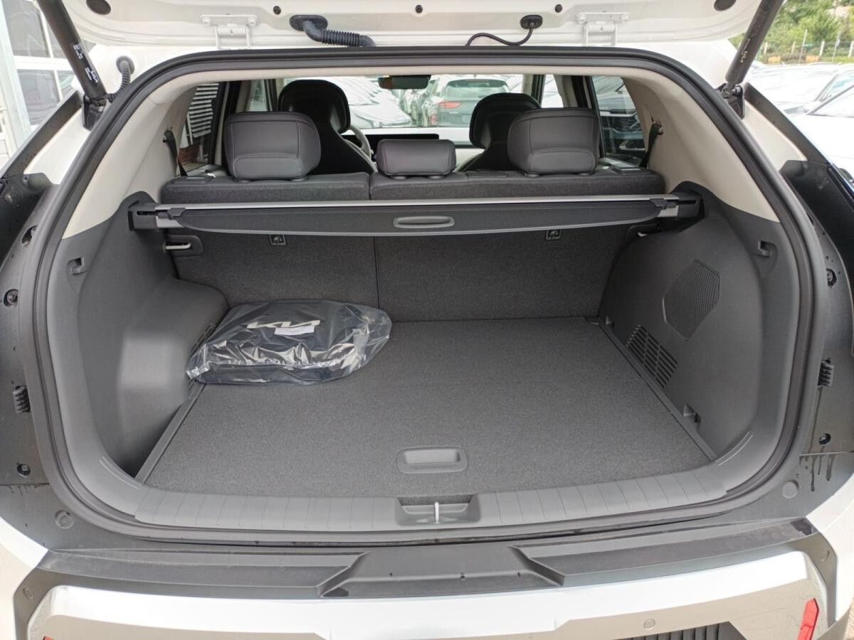 Kia EV3 EARTH 81,4 WIC BUS UPG DWP SOU DES