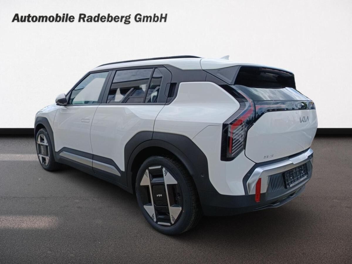 Kia EV3 EARTH 81,4 WIC BUS UPG DWP SOU DES
