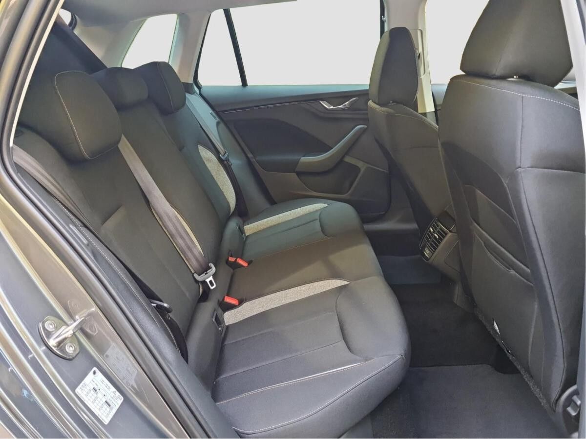 Skoda Kamiq 1.0 TSI Selection DSG MATRIX ACC Virtual