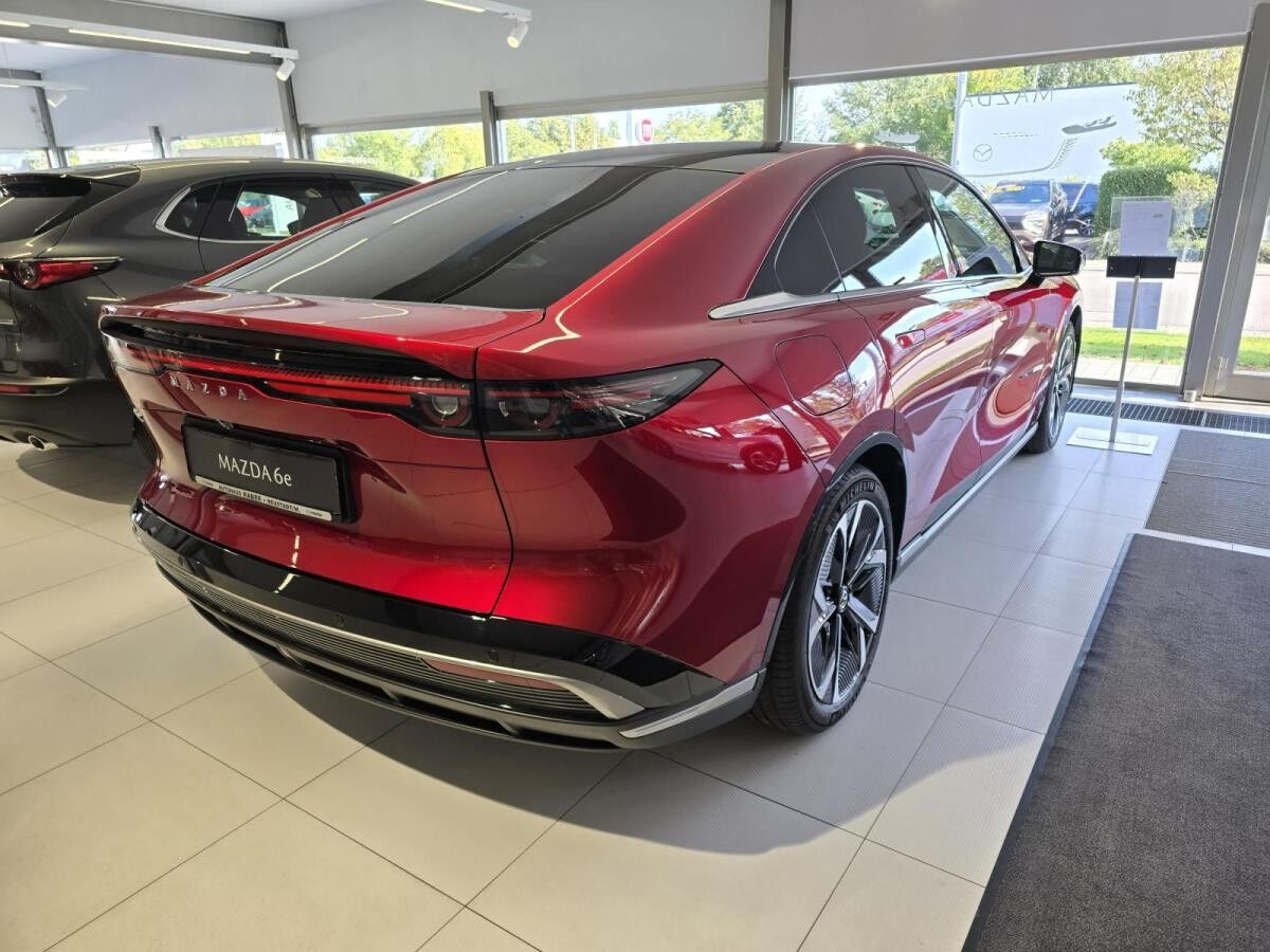 Mazda 6e 258ps RWD Takumi Plus / Beispiel Bilder der Farben