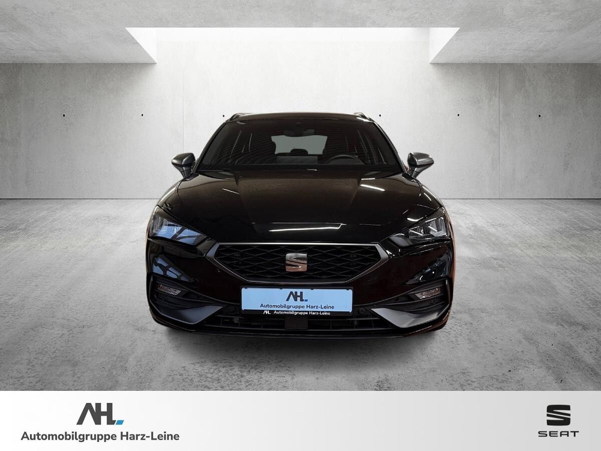 Seat Leon Sportstourer 2.0 TDI FR DSG AHK Navi ACC RFK LED