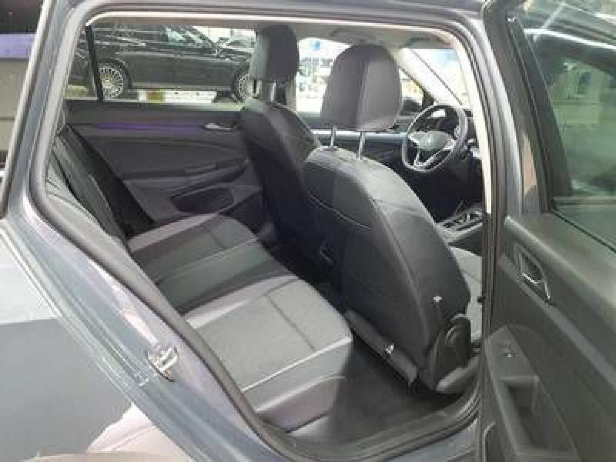 Volkswagen Golf VIII Variant 2.0 TDI 110 kW Goal DSG - Matrix-LED AHK Area View ACC Navi LM Digital Cockpit Pro DAB+