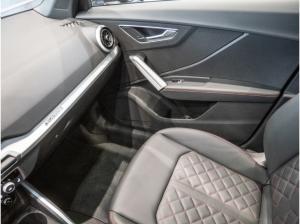 Audi Q2 S line 40 TFSI quattro
