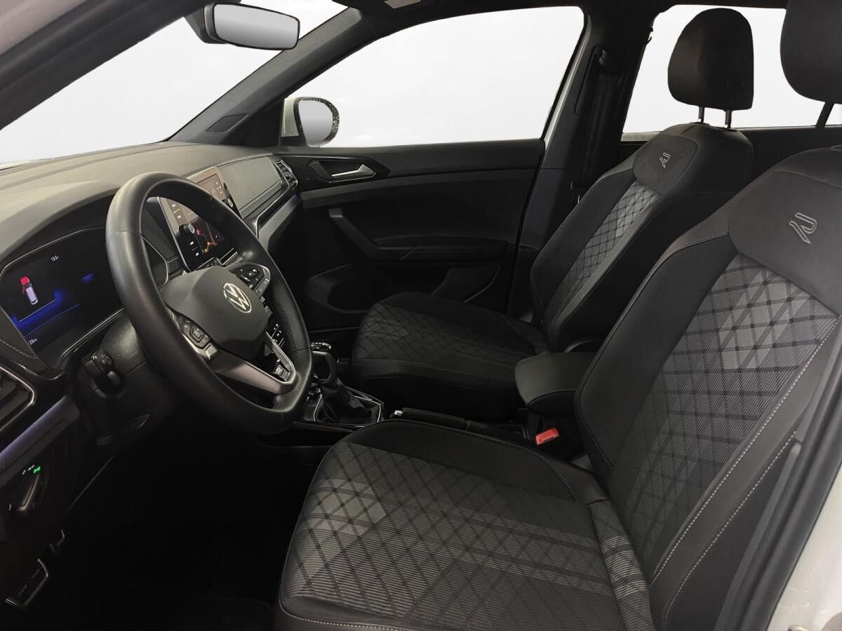 Volkswagen T-Cross 1.5 TSI R-Line DSG AHK Matrix Navi RFK ACC