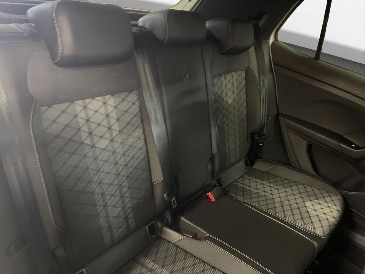 Volkswagen T-Cross 1.5 TSI R-Line DSG AHK Matrix Navi RFK ACC