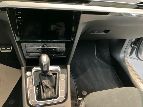 Volkswagen Arteon Shootingbrake R-LINE 2.0TSI DSG NP.69 ACC.5J-G.AHK.KAMERA.NAVI+VC.PANO.LED