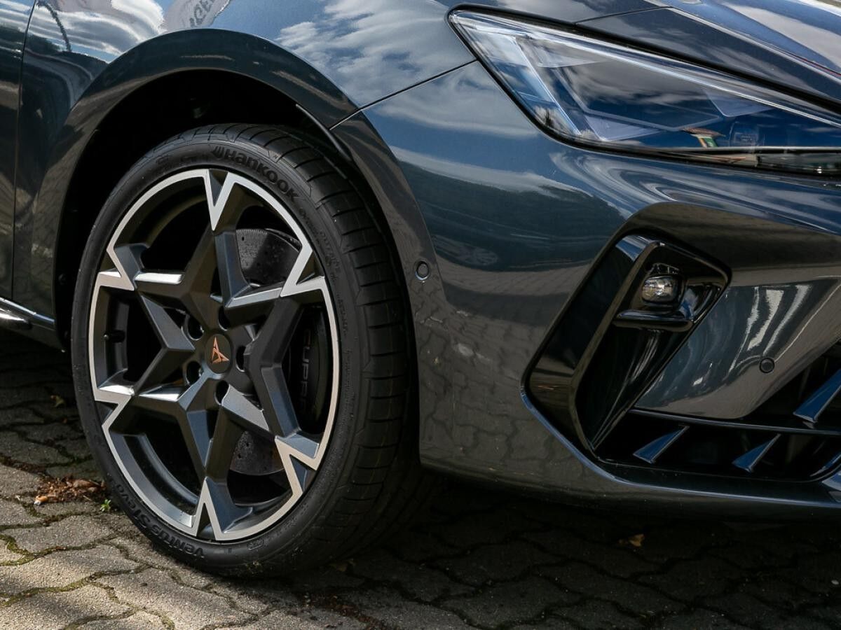 Cupra Leon Sportstourer VZ 2.0 TSI DSG 4D AHK HDMatrix