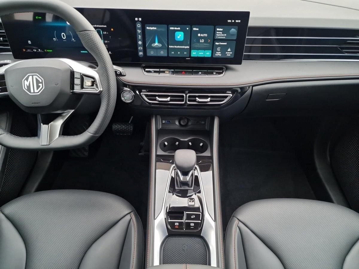 MG HS 1.5 PHEV Luxury SpurH el.Heck ACC LED PANO KAM