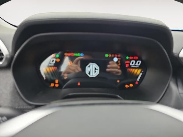 MG ZS 1.5 Hybrid+ Comfort SpurH KAM LED FLA PDC