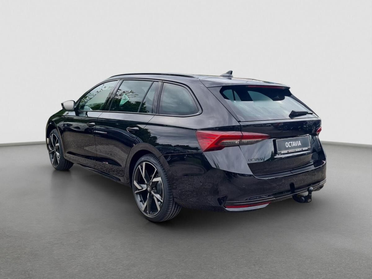 Skoda Octavia Combi 2.0 TSI 4x4 Sportline DSG Pano AHK