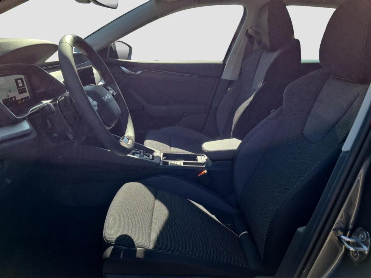 Skoda Octavia Combi 2.0 TDI Selection DSG LED AHK