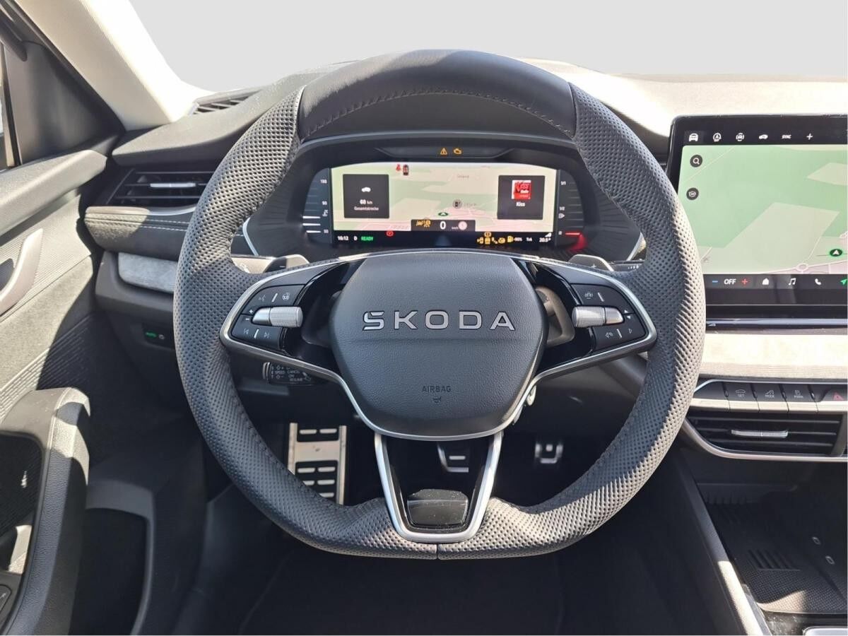 Skoda Octavia 1.5 TSI Selection DSG LED HUD AHK Pano