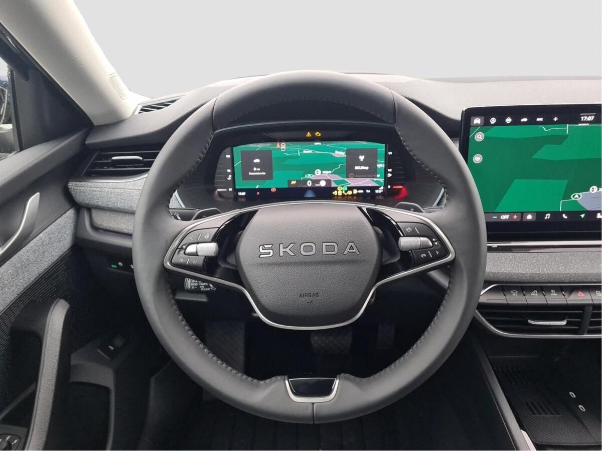 Skoda Octavia Combi 2.0 TDI Tour DSG Matrix AHK