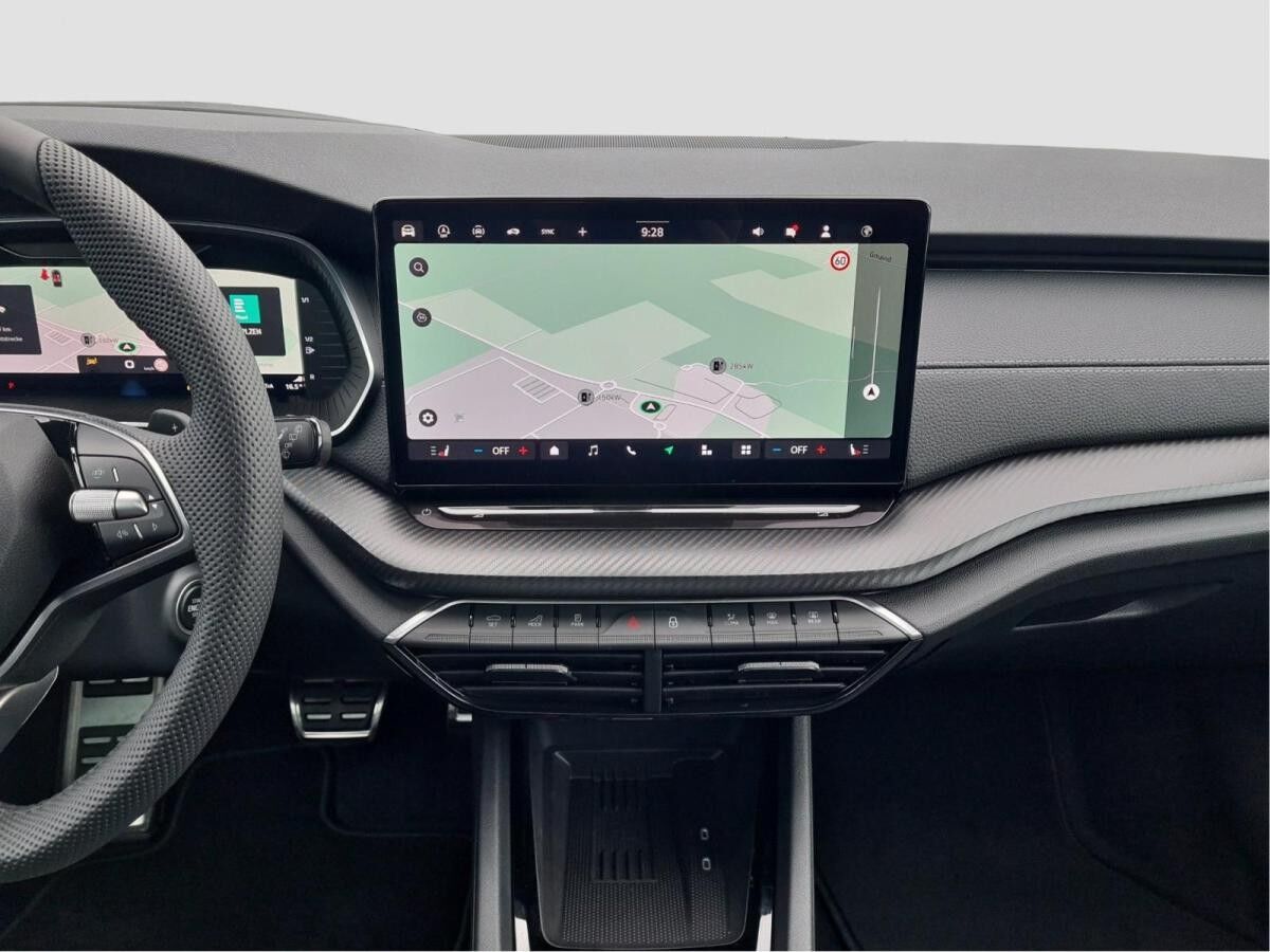 Skoda Octavia Combi 2.0 TSI 4x4 Sportline DSG Pano AHK