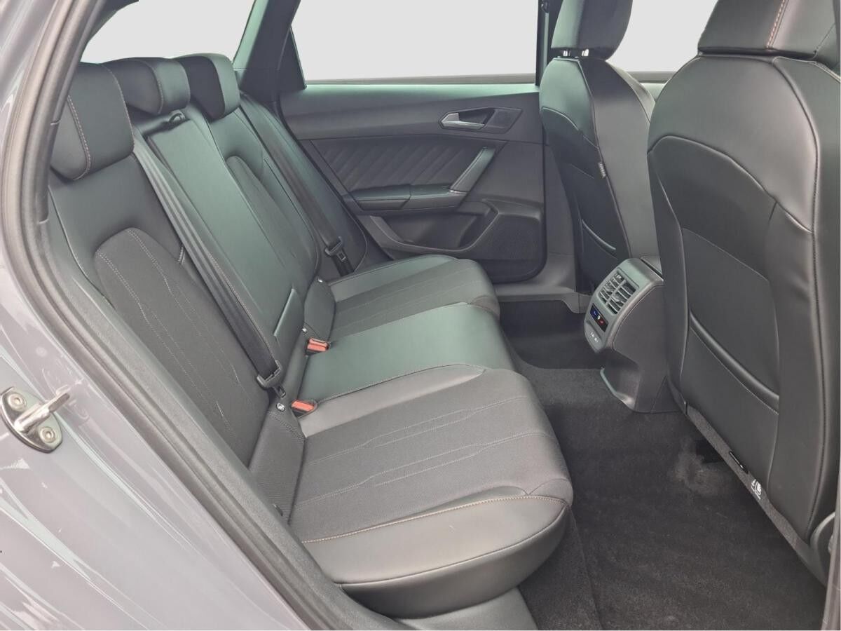 Cupra Leon Sportstourer 2.0 TSI 4Drive ACC AHK Kamera