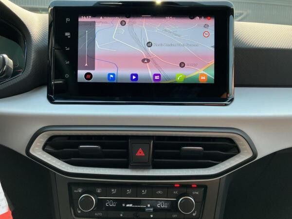 Seat Arona Road Edition 1.0 TSI 7-Gang-DSG Navi/SHZ/PDC