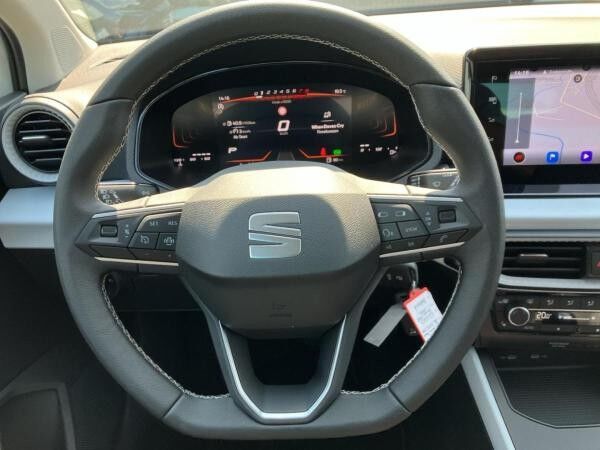 Seat Arona Road Edition 1.0 TSI 7-Gang-DSG Navi/SHZ/PDC
