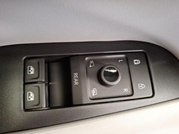 Ford Explorer 77 kWh Elektromotor 210 kW (286 PS)