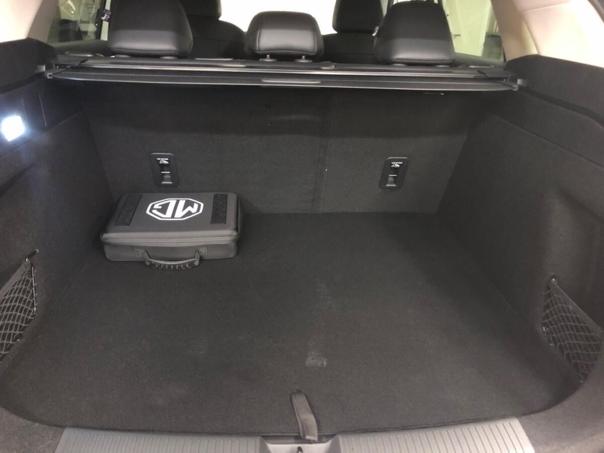 MG HS PHEV Luxury / SOFORT VERFÜGBAR