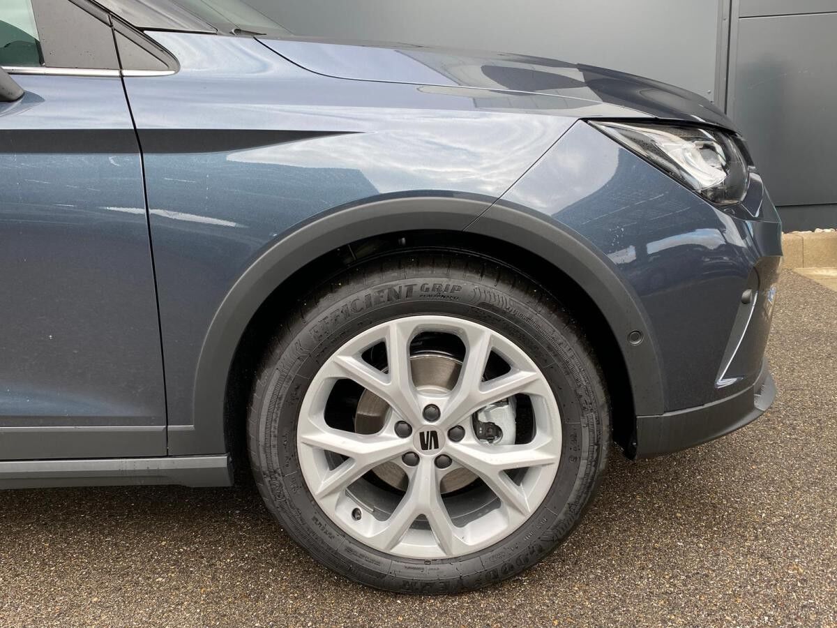 Seat Arona FR 1.5 TSI DSG ACC RFK AHK LED CarPlay